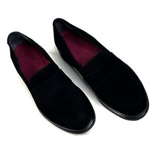 Munro Geena Classic Slip On Loafers Womens 8WW Extra Wide Black Suede New $210